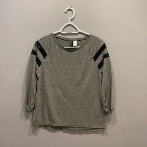 H&M Divided Top with Sleeve Detail